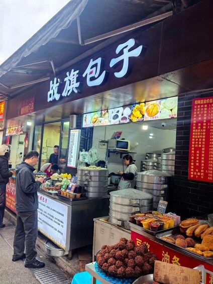 Picture 11 for Activity Chengdu Wet Market Tour: Food Shopping & Traditional Massage 2
