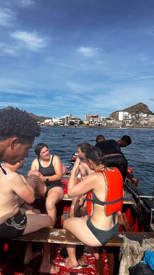Picture 1 for Activity São Pedro: Ethical Turtle Encounter with Fishermen Stories 3