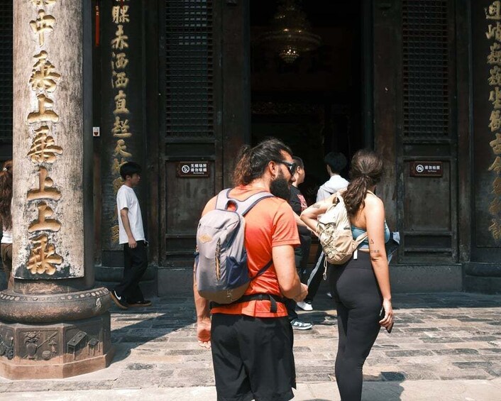 Picture 1 for Activity Taoism · Tea · Temple · Seal: Chengdu Cultural Immersion Day 2