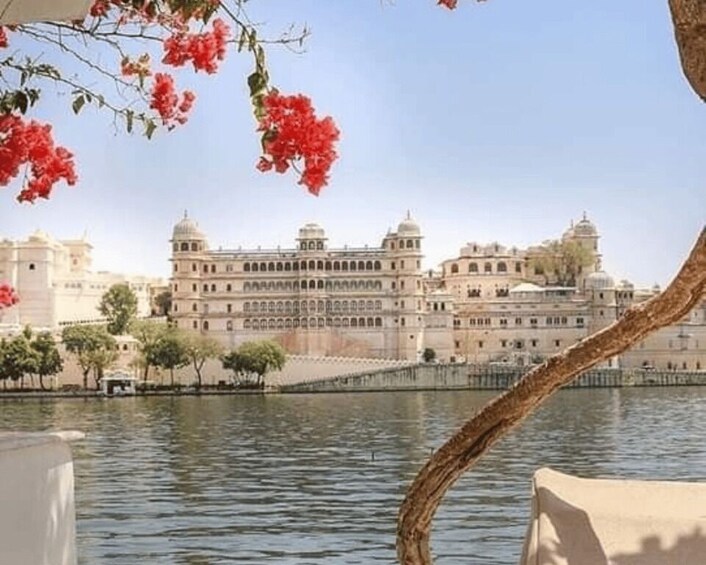 Picture 4 for Activity From Delhi: Udaipur and Mount Abu 4-Day Tour with Flights 4