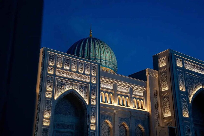 Tashkent: Food, Bazaar & Local Life Walking Tour 1