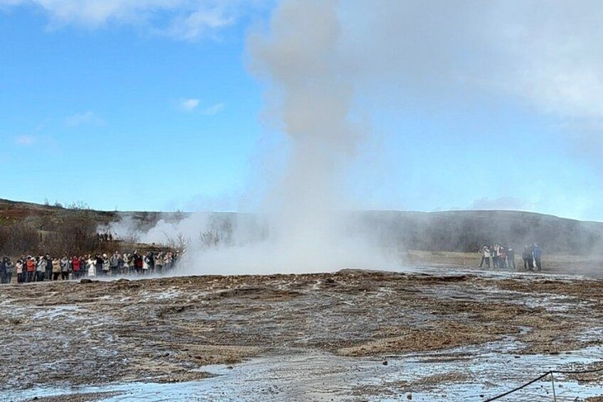 Golden Circle Luxury Private Expedition in Iceland in Spanish 3