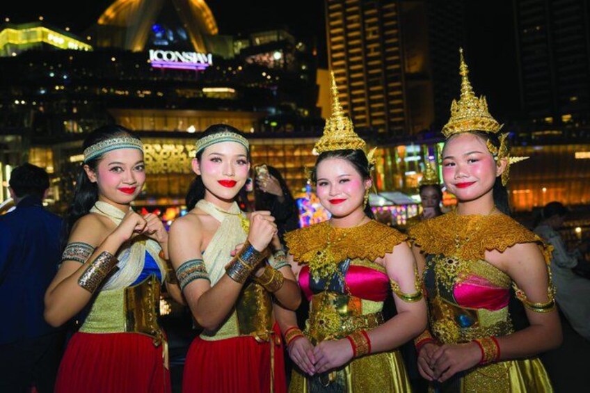 Bangkok Night River Dinner Cruise and Cultural Show by Sawasdee 3