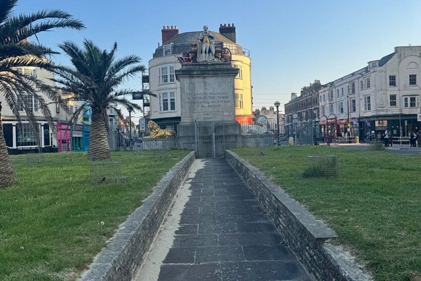 Nordic Walking Tour of Weymouth’s Iconic Landmarks 5