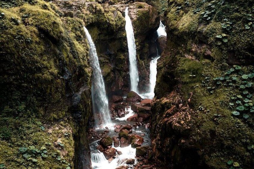 Jurassic Canyon Waterfall Adventure 2
