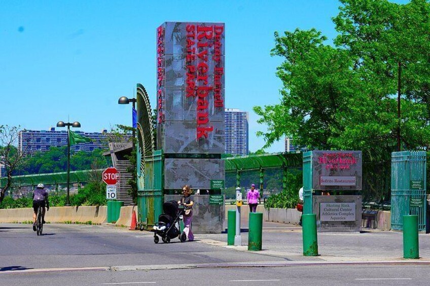 Harlem Historic Sites Guided Van Tour 4