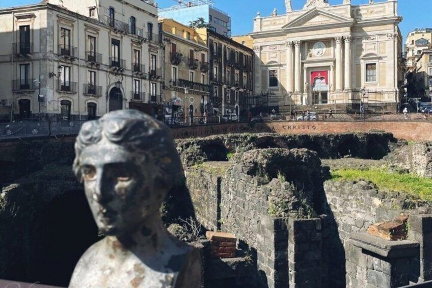 Catania Private Walking Tour with Local Guide, Wireless Headsets 1
