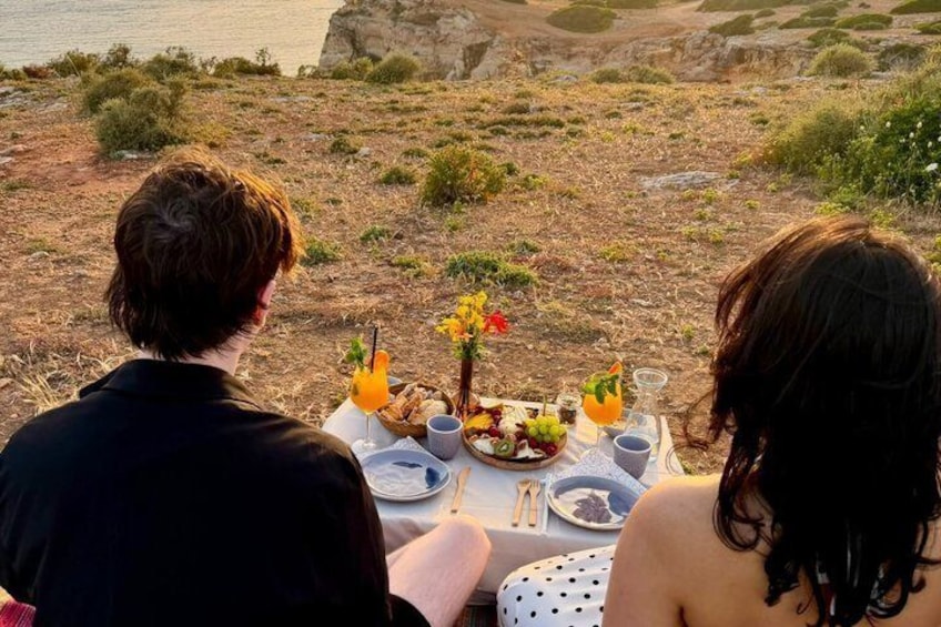 Romantic Sunset in Carvoeiro with Picnic in the Cliffs and Wine 1