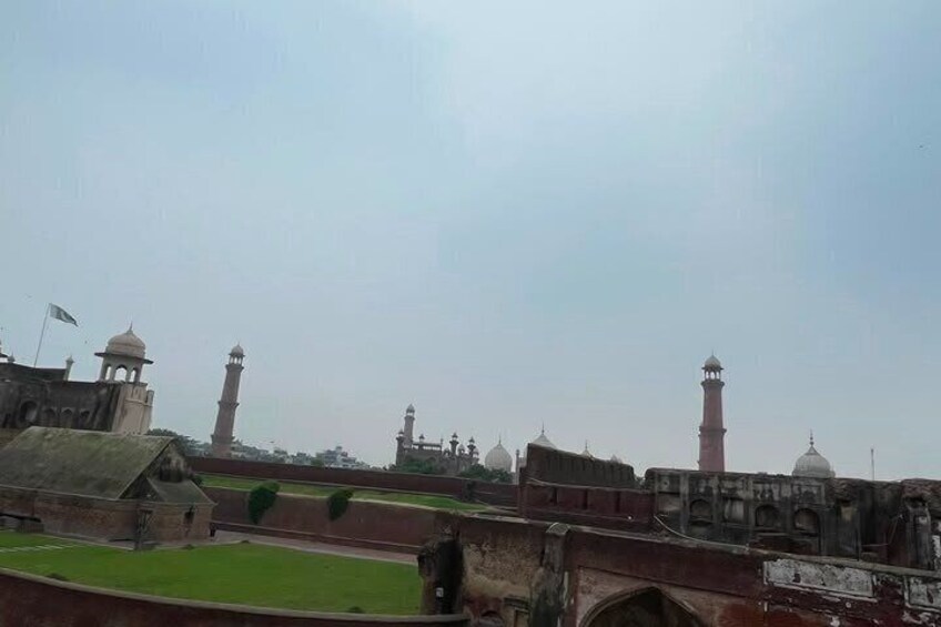 Lahore Sightseeing and Storytelling with Suleman 5