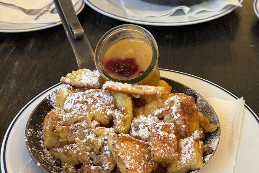 Munich: Eat Like a Local! Bavarian Food Tour with Beer & Dessert 3