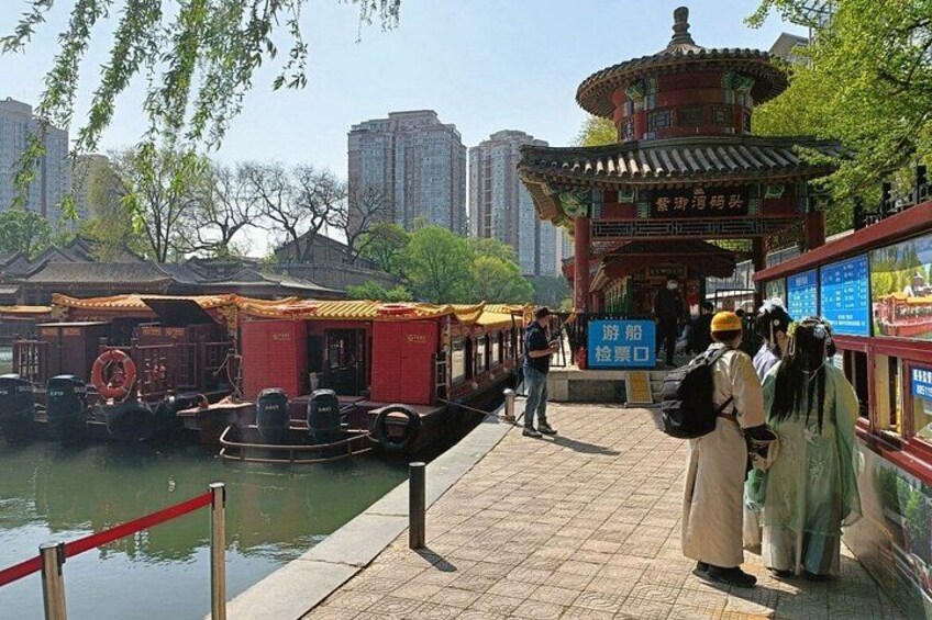 Summer Palace Imperial Canal Cruise Beijing's Royal Route 4