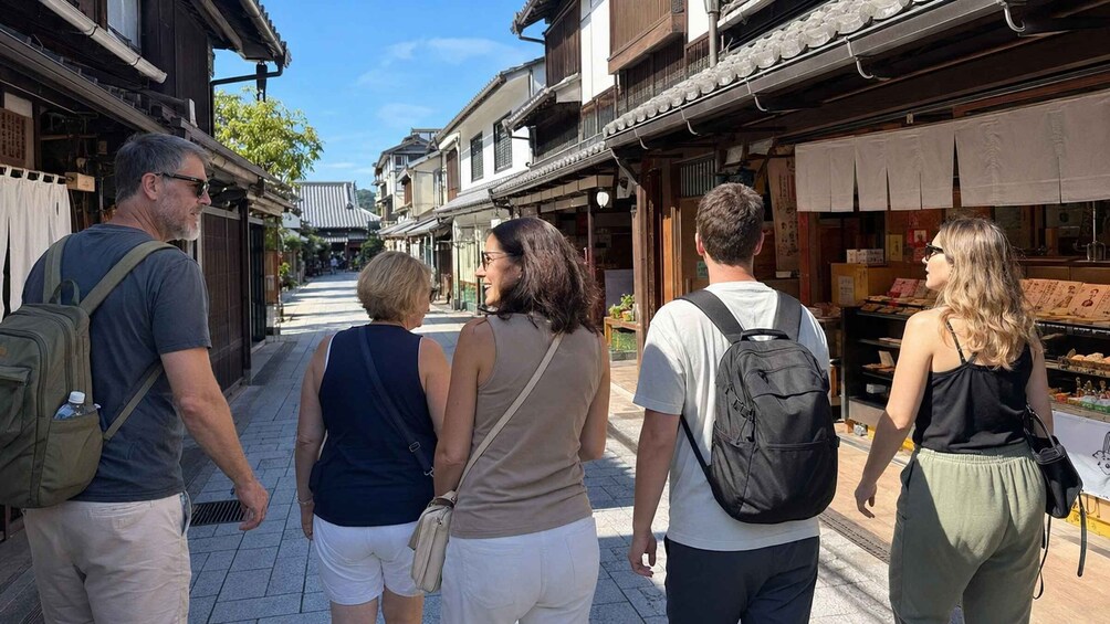 Picture 2 for Activity Odawara: Castle, Samurai History & Local Food Walk 5