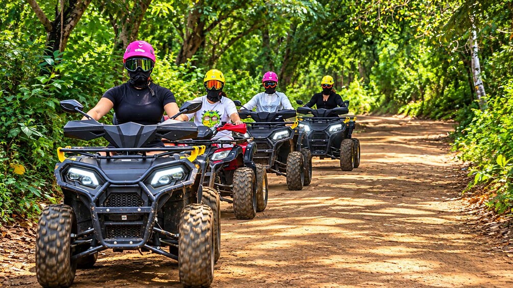 Picture 9 for Activity Granada: Mombacho Volcano ATV & Wildlife Adventure⭐️⭐️⭐️⭐️⭐️ 4