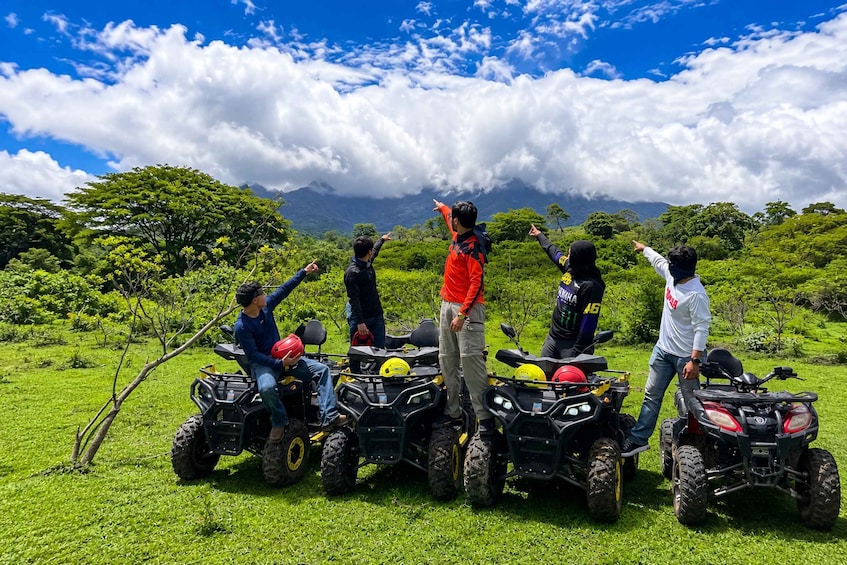 Picture 2 for Activity Granada: Mombacho Volcano ATV Tour with Wildlife Guide 1