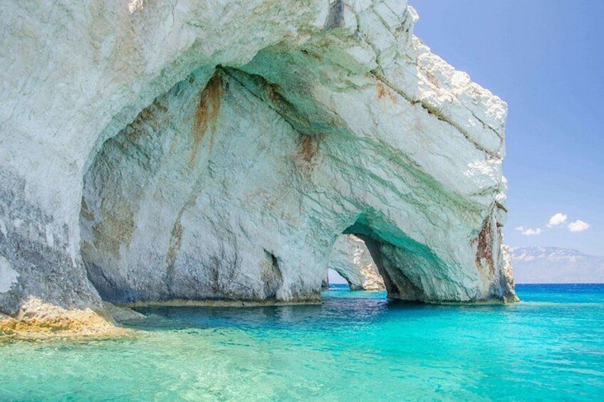 Zakynthos Bus Tour to Shipwreck Viewpoint and Blue Caves 2
