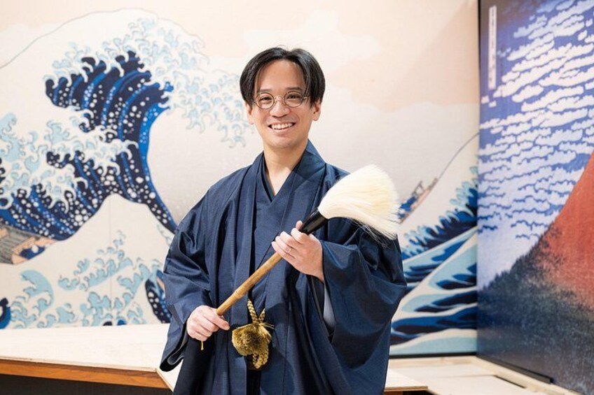 Calligraphy Workshop at Traditional Folk Craft Shop in Hiroshima 2