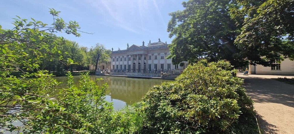 Warsaw: Royal Łazienki Palace & Gardens Guided Tour 1