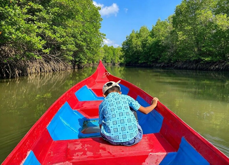 Picture 39 for Activity Kampot Pepper Farm,Salt Pans,Secret Lake & Mangrove Eco-Tour 3