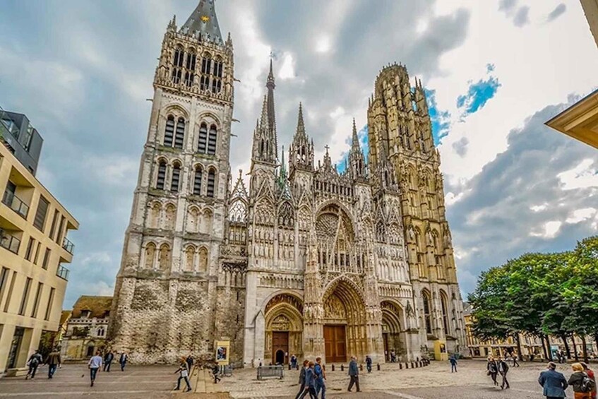 A Gothic cathedral with intricate architecture and two prominent towers. 5