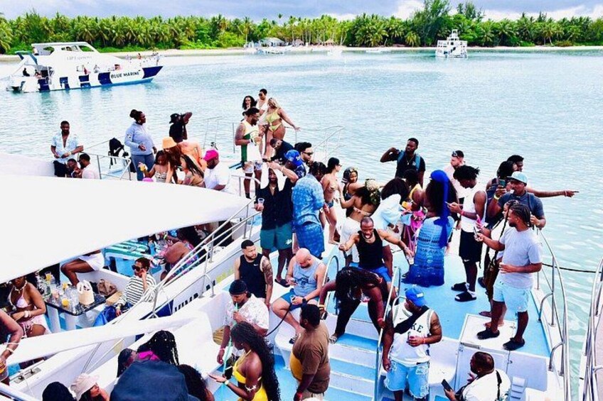 Hip Hop Party Boat Punta Cana with Open Bar for Adults 3