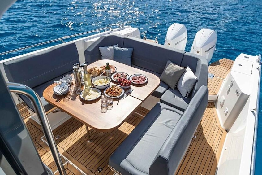 Picture 3 for Activity Palm Beach Opulent Open Yacht Cruise 2