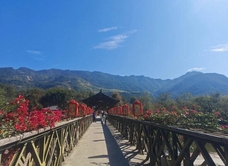 Picture 2 for Activity Guilin: Dongli Ancient Village ICH Experience Private Tour 4