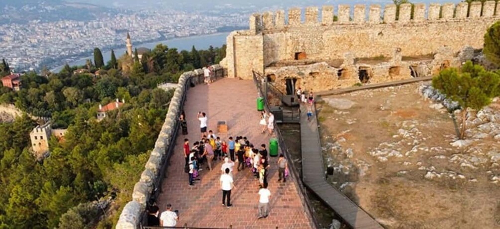 Picture 12 for Activity Alanya City Tour: Castle Views & Cable Car Transfer opt 2