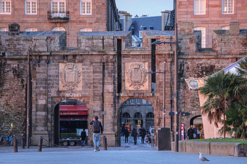 3-Hour Guided Bike Tour in Saint-Malo between the City and the Coast 1
