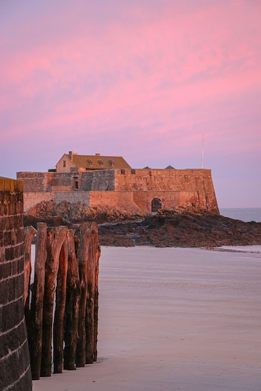 Picture 3 for Activity 3-Hour Guided Bike Tour in Saint-Malo between the City and the Coast 5