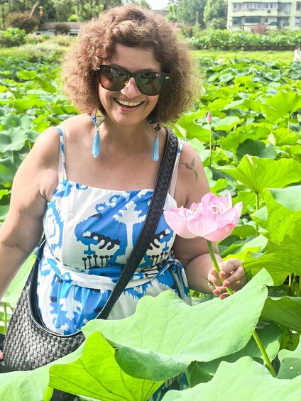 Picture 1 for Activity Wuhan: East Lake Moshan Lotus Garden Tour with Photos 2