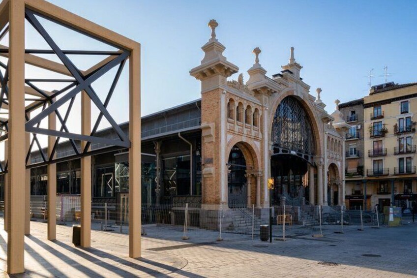 Zaragoza Scavenger Hunt and Highlights Self Guided Walking Tour 4