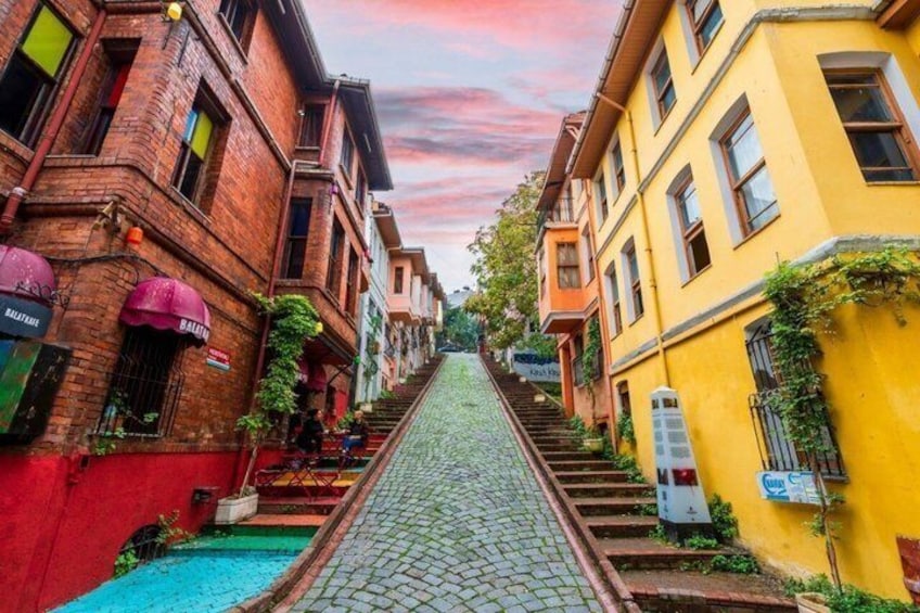 Istanbul City Walls, Chora Church and Fener-Balat Walking Tour 1