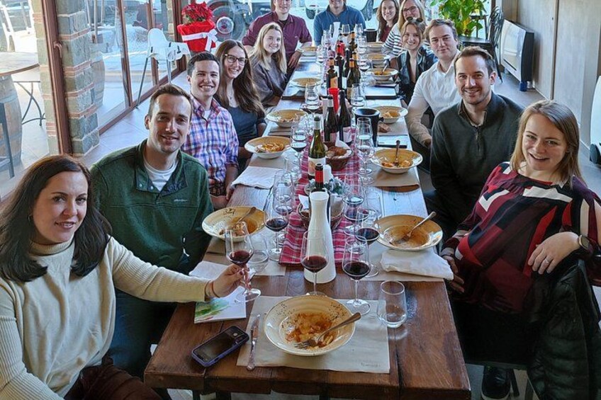 Light lunch and wine tasting in the hills of Lucca with sommelier 1