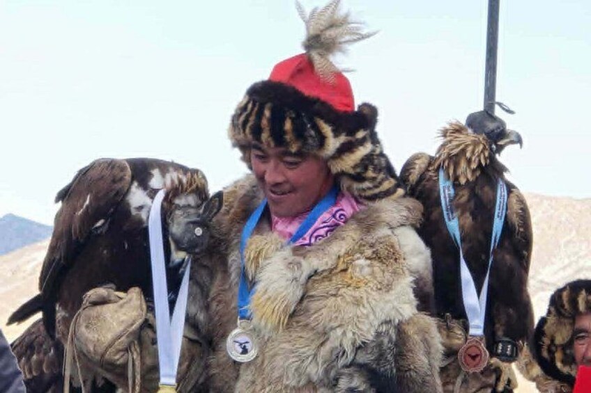 6 Day Private Cultural Tour in Mongolia Golden Eagle Festival 2