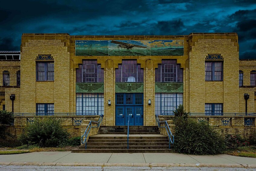Picture 6 for Activity Witches, Widows, & Wraiths: Wichita Ghost Tours 4