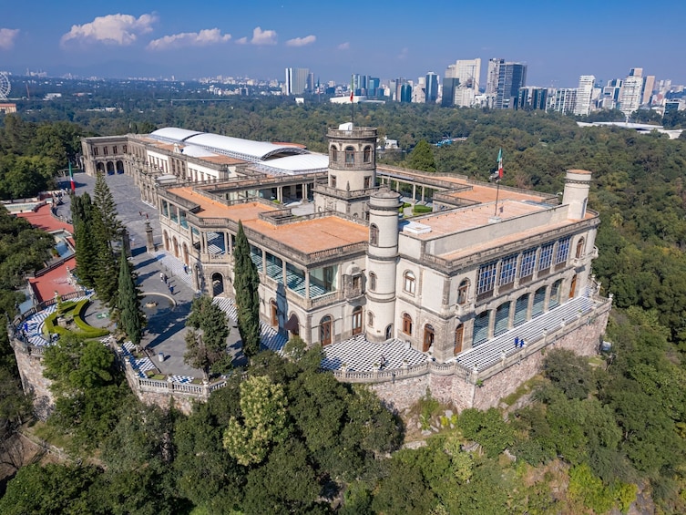 Chapultepec Castle, Anthropology Museum & Forest Train 1