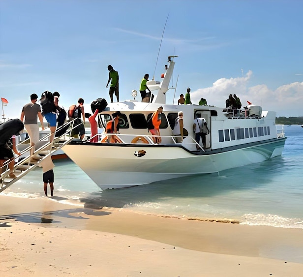 Picture 2 for Activity Bali & Lombok: Gili Islands and Nusa Penida Fast Boat Ticket 5