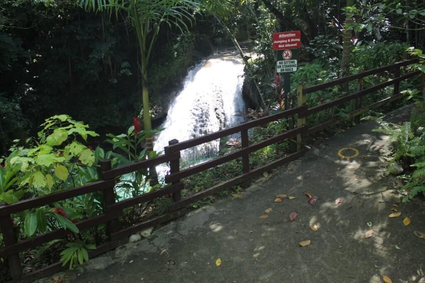 Private Konoko Falls & Blue Hole Adventure Tour 