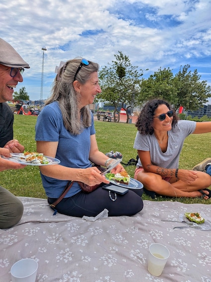 Copenhagen: 3.5-Hour Food Tasting and Urban Bike Tour 1