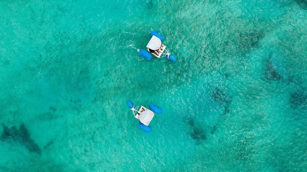Two boats on turquoise water. 1