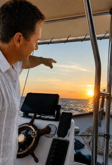 Picture 30 for Activity 5 TERRE: Exclusive and Customized Boat Tour! Local captain Max 5 guests 2