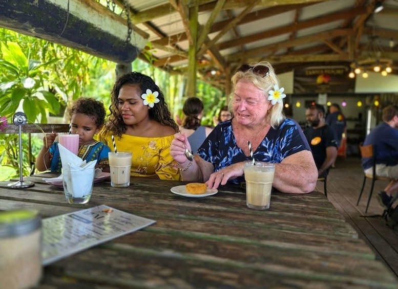 Port Vila: Market Tour, Chocolate Factory, and Coffee Tastin 1
