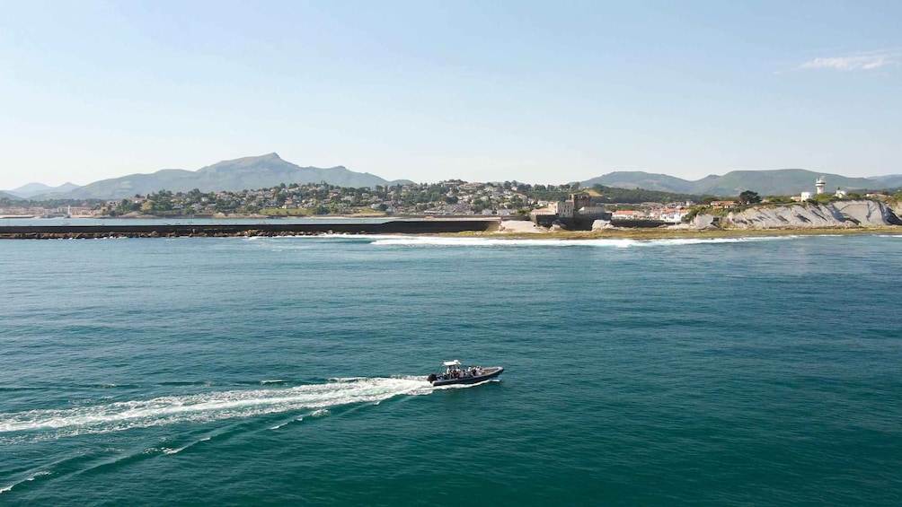 Picture 3 for Activity Bay of Saint-Jean-de-Luz: Sea excursions from the bay to Hondarribia 4