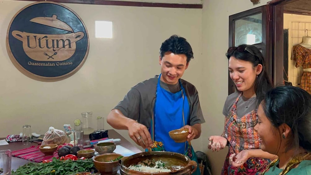 Authentic Mayan cooking lesson near Antigua Guatemala with a local family 1