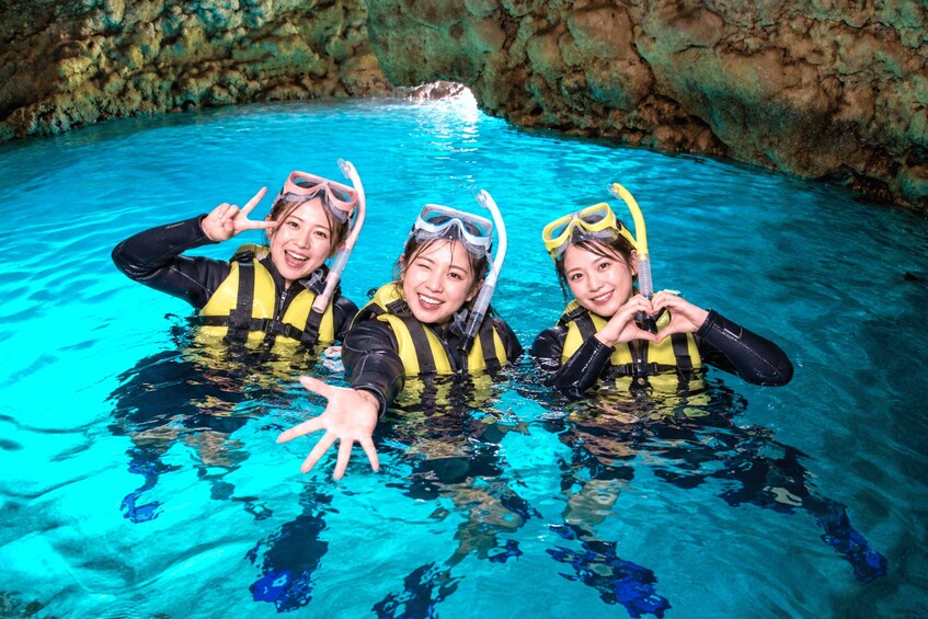 Picture 1 for Activity 【Okinawa】Jet Ski & Rocket Boat & Blue Cave Snorkeling Set 2