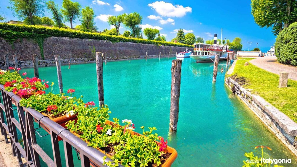 Picture 3 for Activity Peschiera del Garda: Private Walking Tour 2