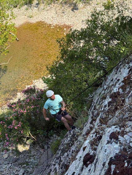 Picture 6 for Activity Nafpaktos: Kefalogefiro Rappelling Adventure 5
