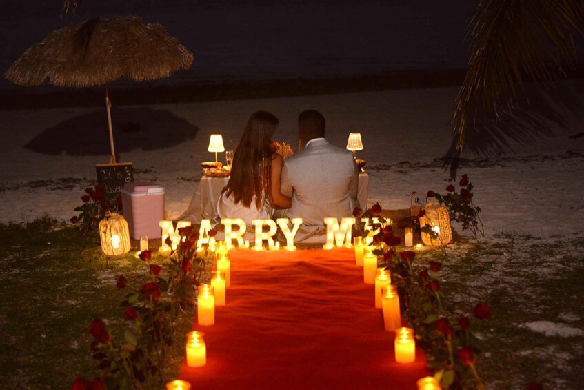 Picture 25 for Activity Mauritius: Luxury Beach Picnic Experience by Emmsi 5