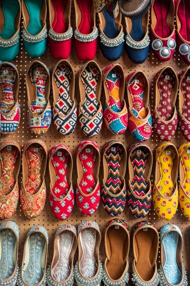 Picture 2 for Activity Jaipur: Guided Shopping Tour Experience with Female Expert 2