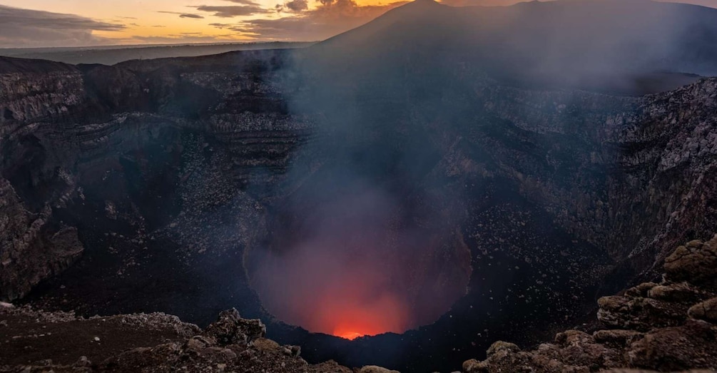 Picture 4 for Activity Coyotepe Fortress, Colonial Granada & Masaya Volcano – Premium Sightseeing Tour 1
